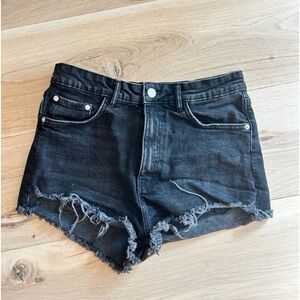 Zara Black Denim Button Fly Raw Hem Distressed Ripped Jean Shorts Size 8